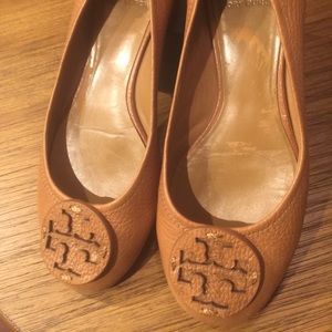 Authentic Tory Butch Flats